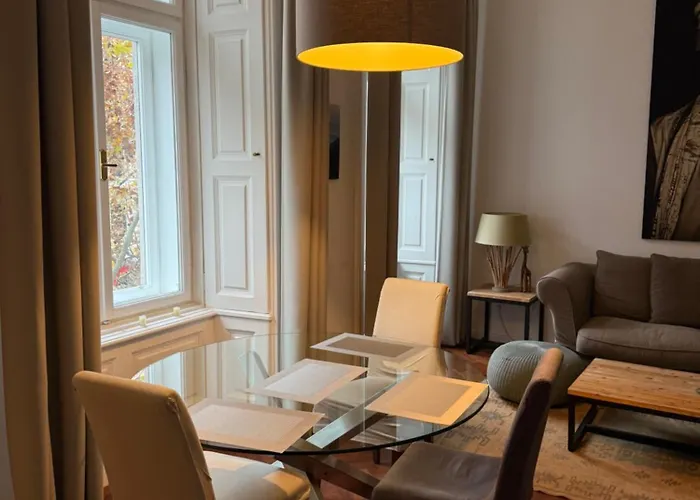 Center - Stylish 2-room Apartmán *